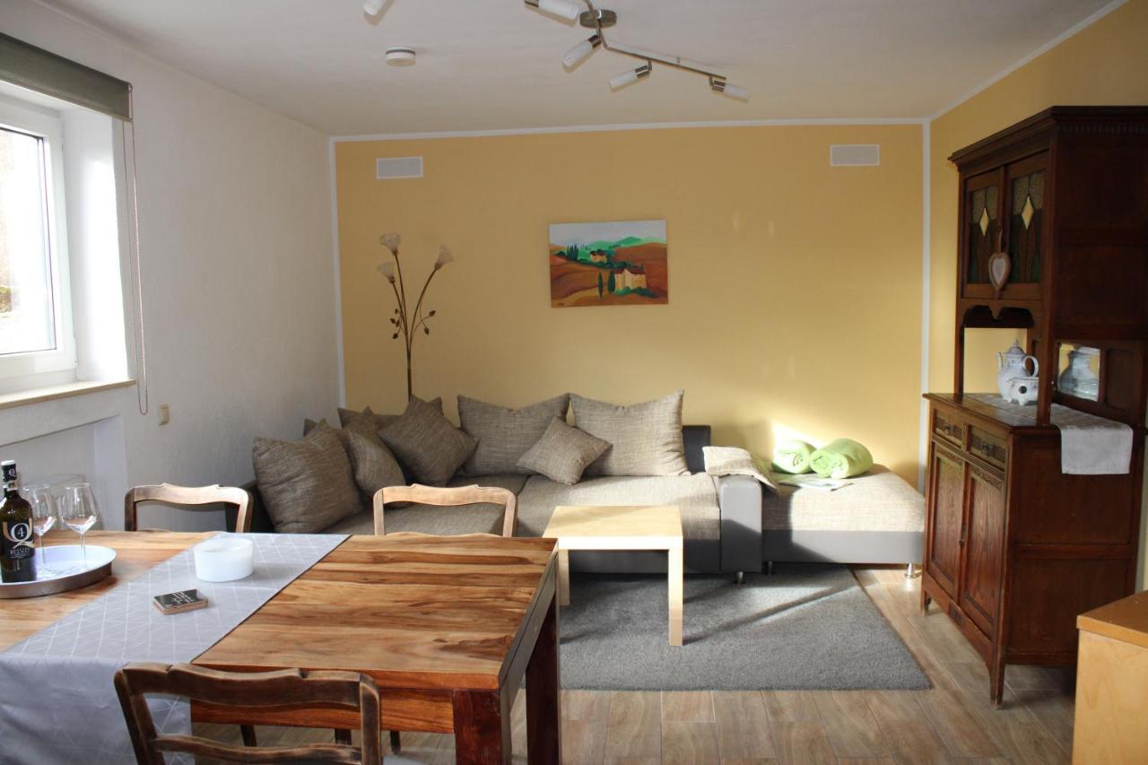 Ferienwohnung Am Eifelsteig, Golbach Kall Bagian luar foto